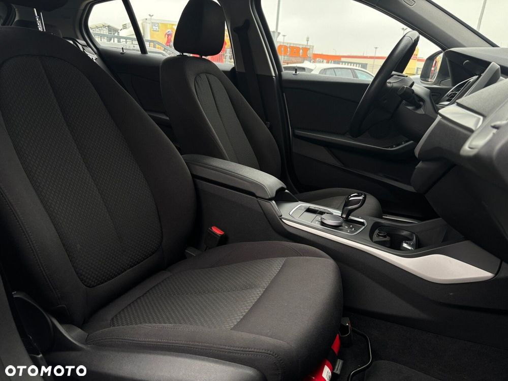 BMW Seria 1 118i - 12