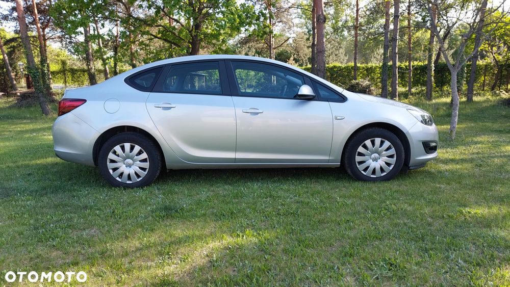 Opel Astra 1.4 T Active EU6 - 4