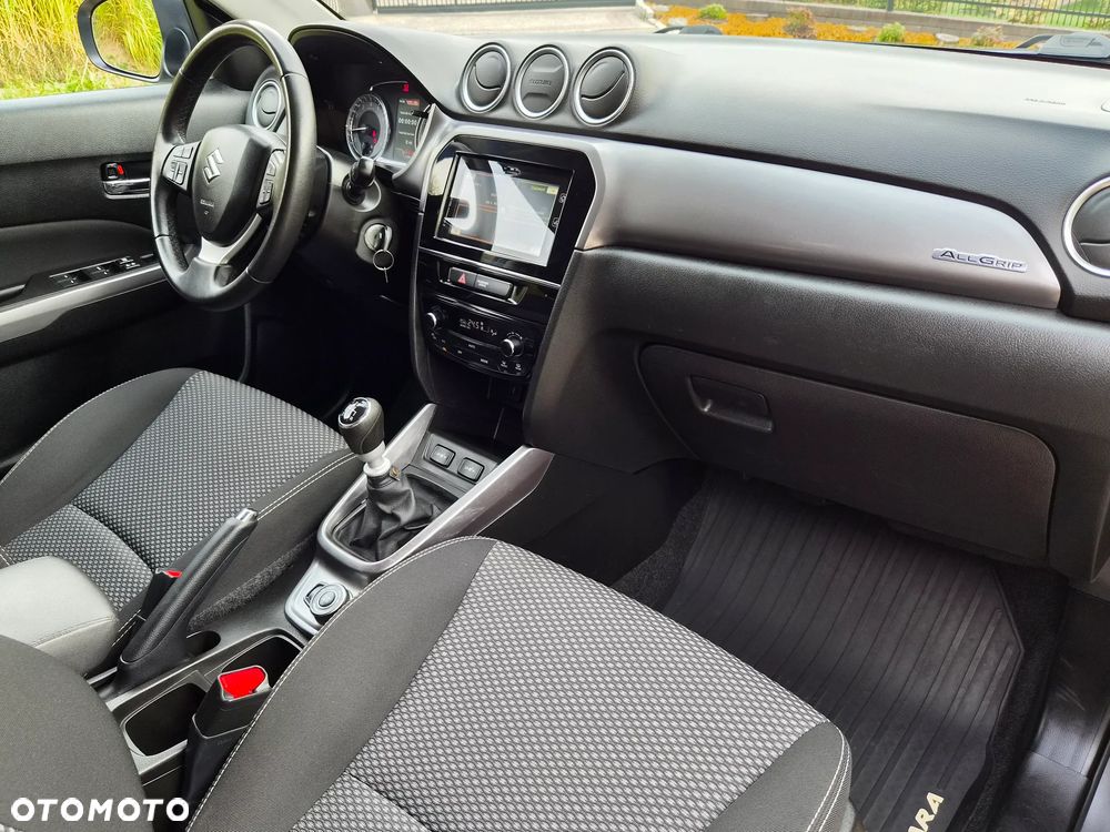 Suzuki Vitara 1.4 Boosterjet Allgrip Comfort+ - 18