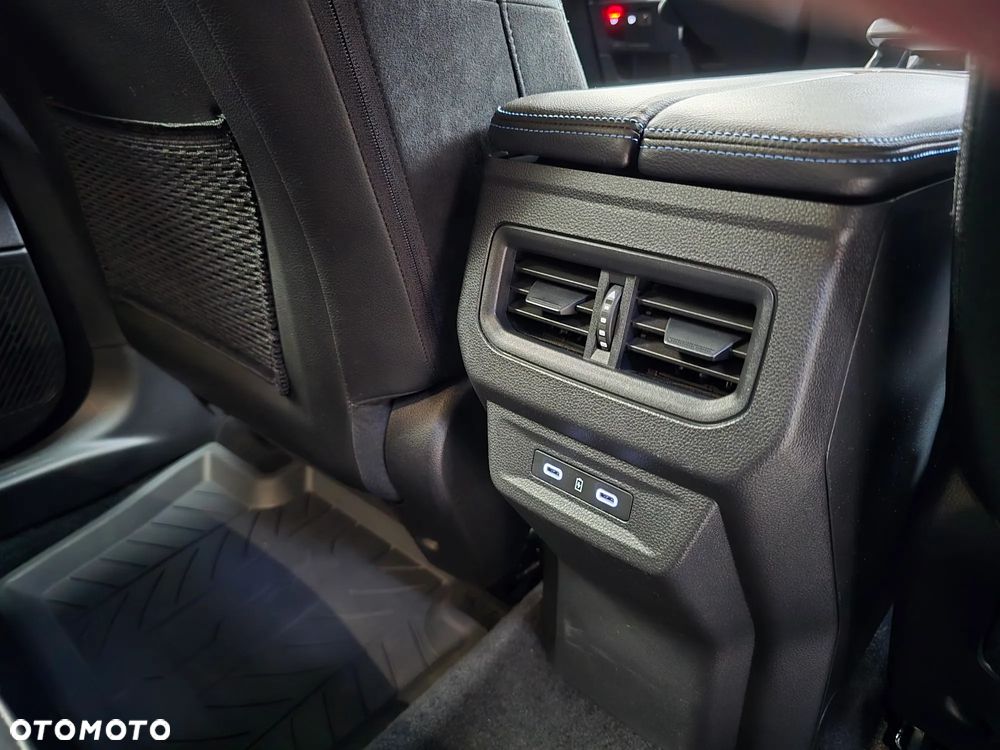 Renault Austral 1.3 TCe mHEV Iconic esprit Alpine - 33