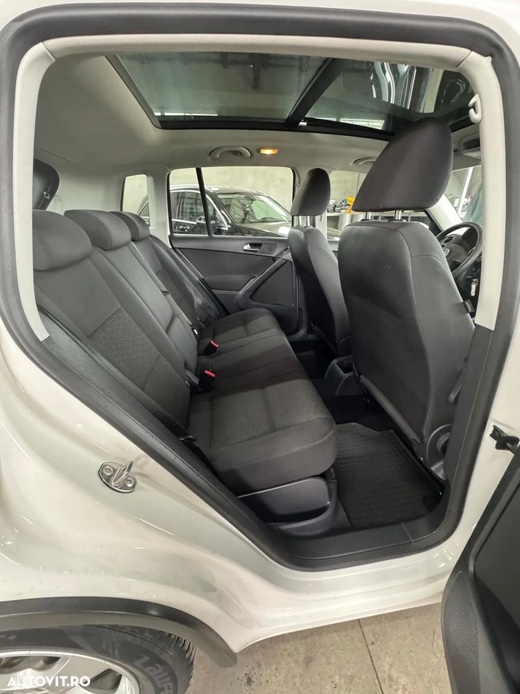 Volkswagen Tiguan - 15
