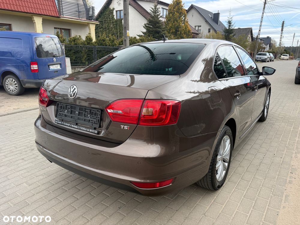 Volkswagen Jetta 1.4 TSI Match - 3
