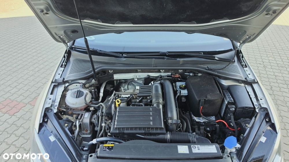 Volkswagen Golf 1.4 TSI BMT Highline DSG - 25