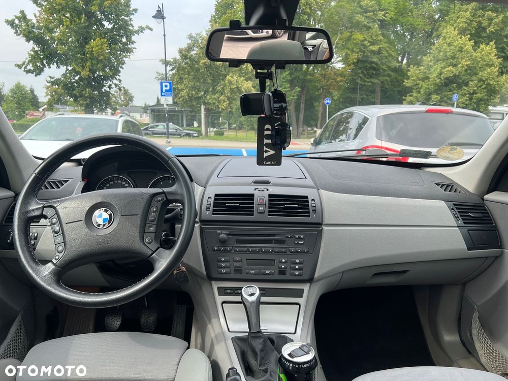 BMW X3 2.0d - 11