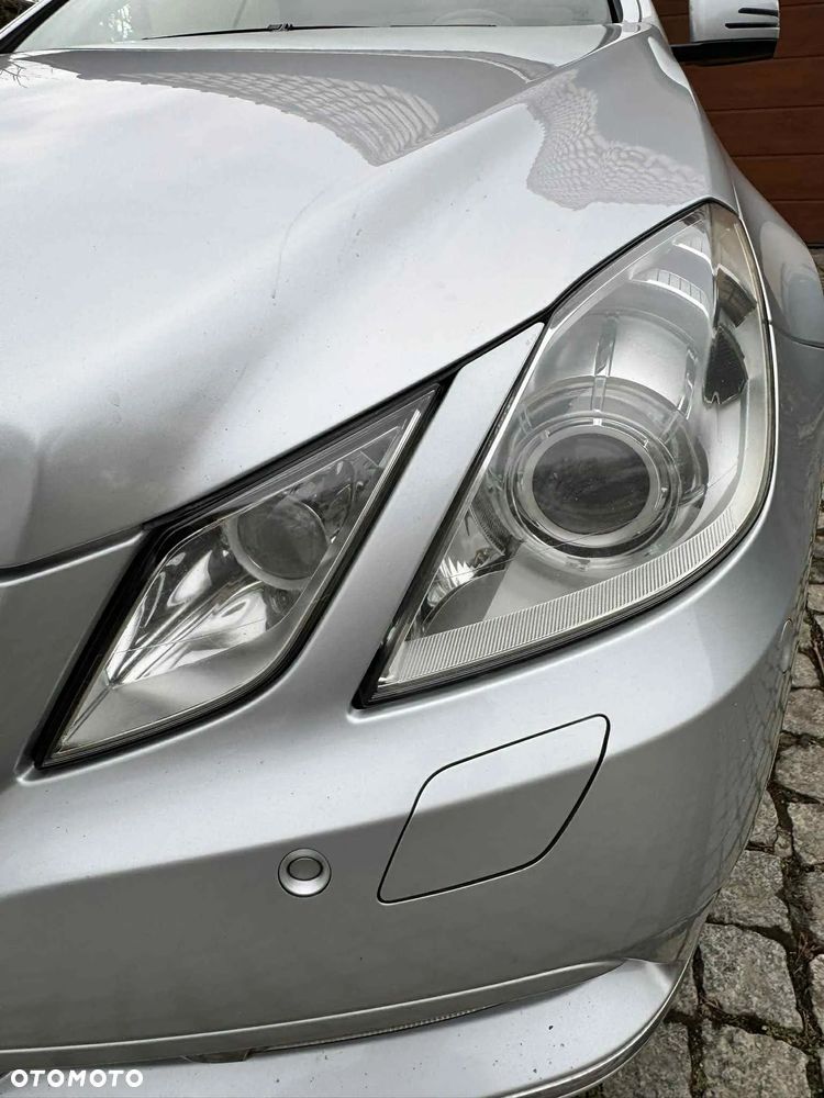 Mercedes-Benz Klasa E 220 CDI DPF Coupe BlueEFFICIENCY 7G-TRONIC Avantgarde - 3