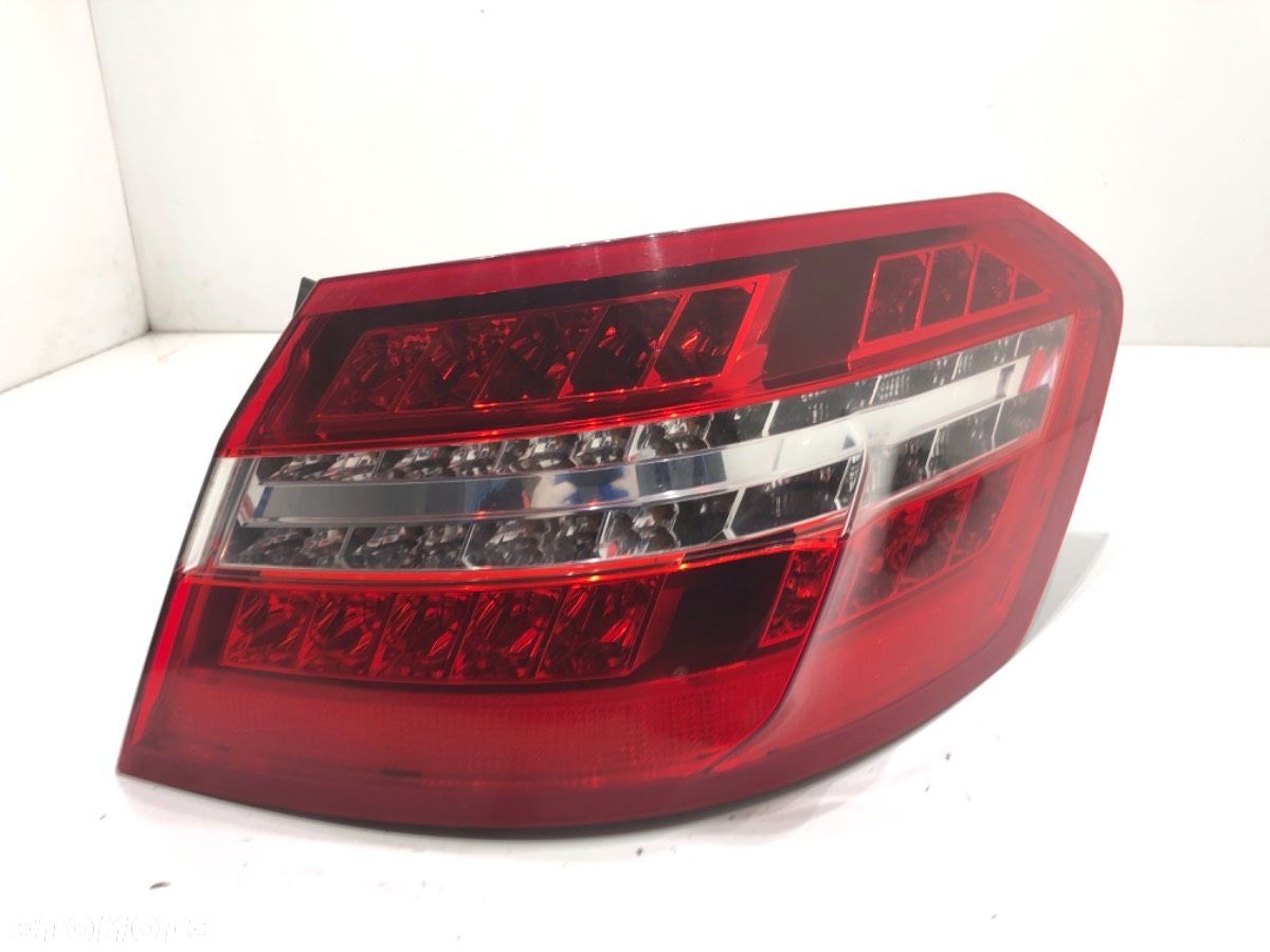 LAMPA PRAWY TYŁ - 605.00 PLN - MERCEDES-BENZ KLASA E (W212) 2009 - 2016 E 350 BlueTEC (212.024) 155 - 1