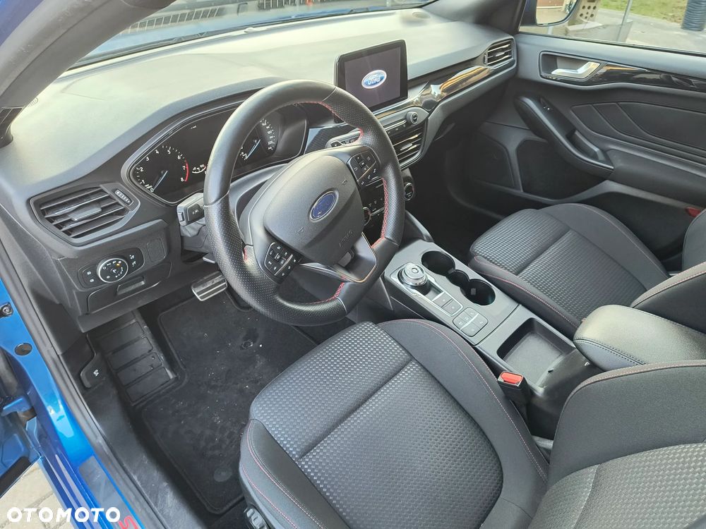 Ford Focus 1.5 EcoBoost ST-Line - 13