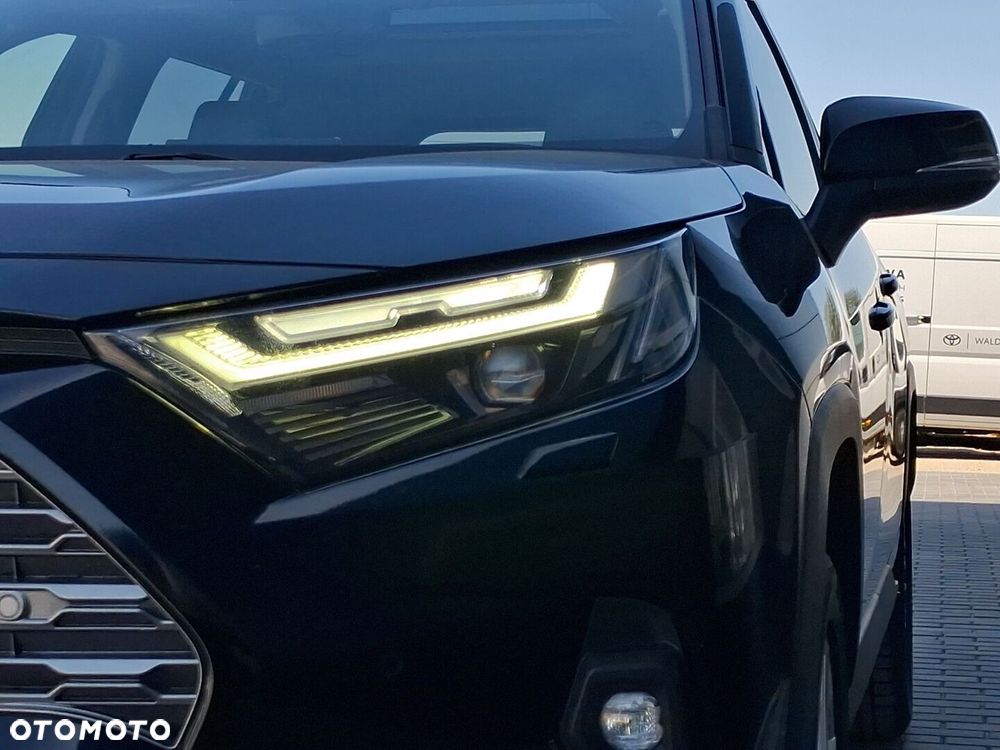 Toyota RAV4 - 10