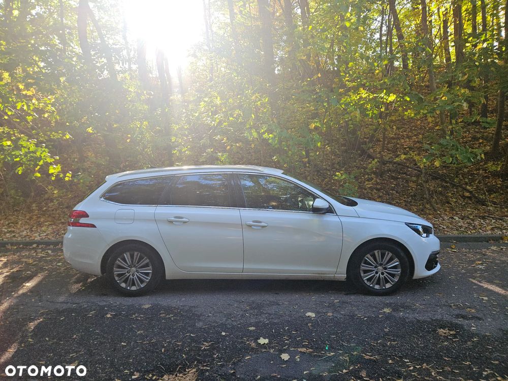 Peugeot 308 2017 photo 3