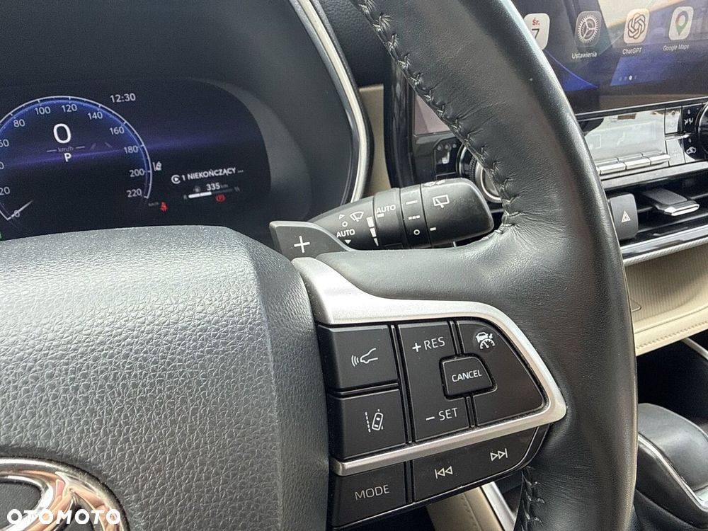 Toyota Highlander 2.5 Hybrid Executive - 28