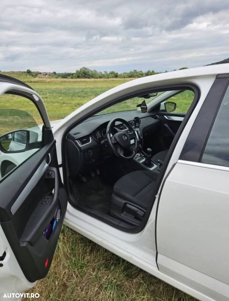 Skoda Octavia - 4