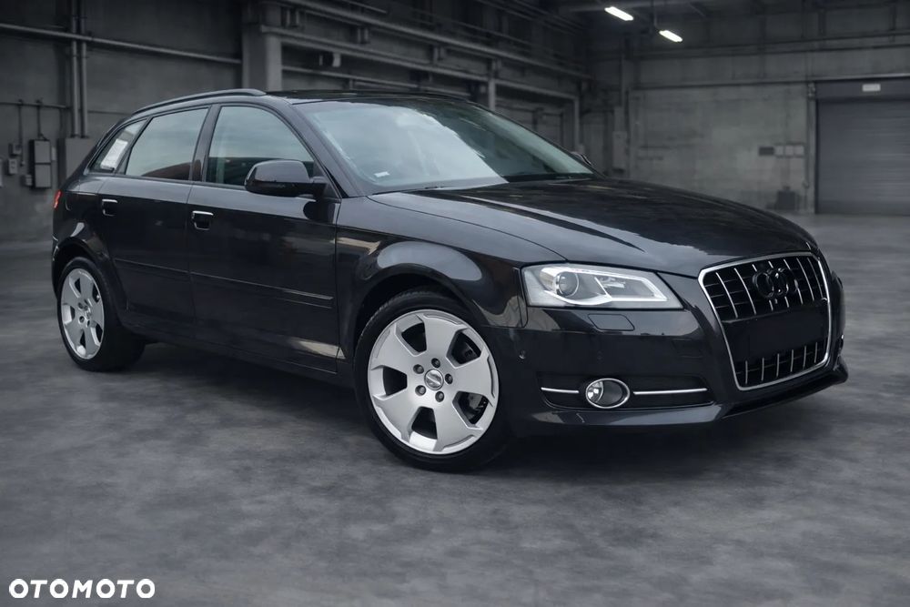 Audi A3 Sportback 2.0 TDI DPF quattro S line Sportpaket (plus) - 13