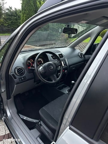 Suzuki SX4 Classic 1.6 VVT 4x4 Style - 16