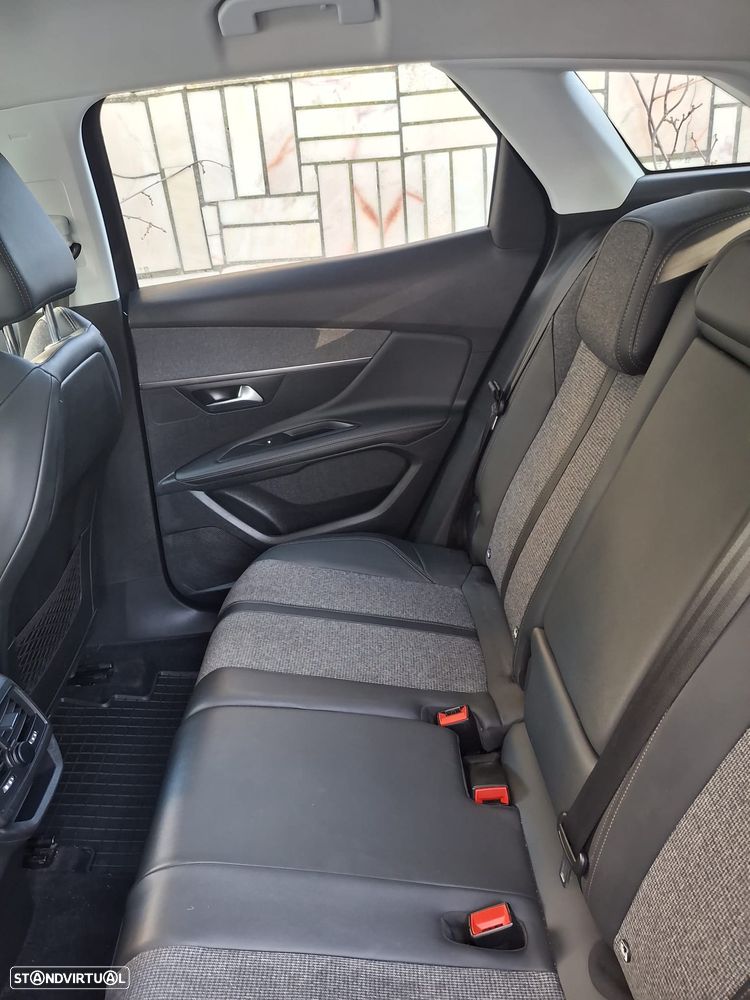 Peugeot 3008 1.5 BlueHDi Allure - 8