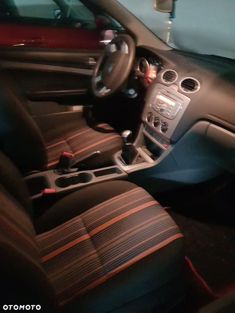 Ford Focus ver-1-6-comfort - 6
