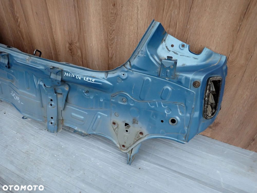 TOYOTA YARIS II 06-11 PAS TYLNY 8T1 - 3