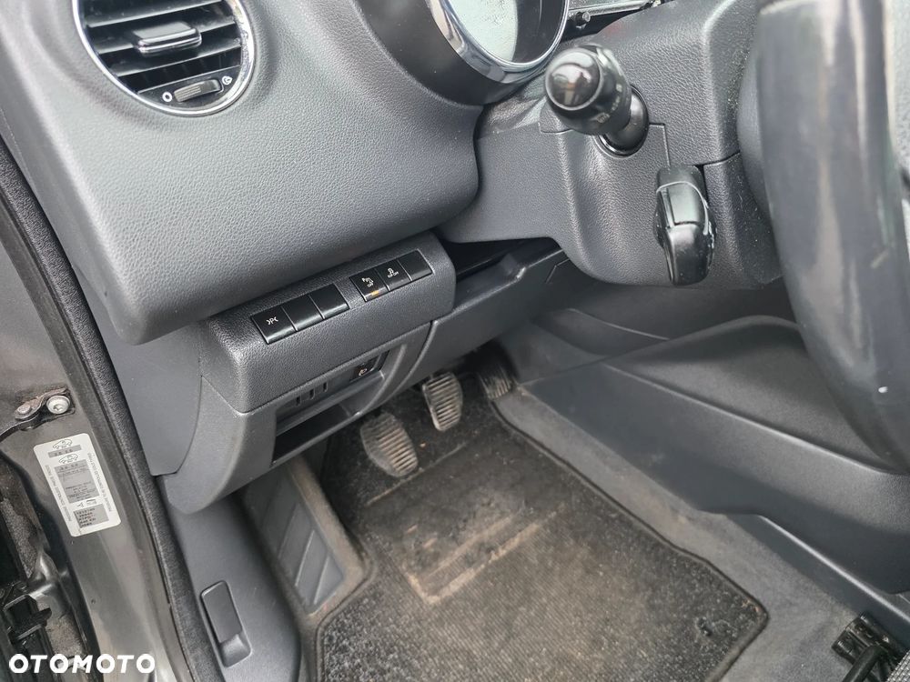 Peugeot 5008 155 THP Premium - 25