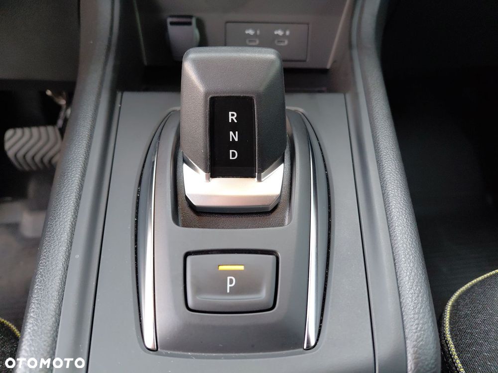 Renault Captur 1.3 TCe mHEV Techno EDC - 27