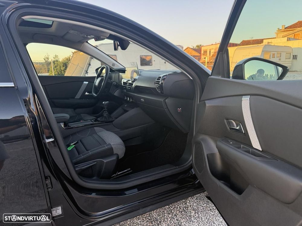 Citroën C4 1.2 PureTech Shine - 40
