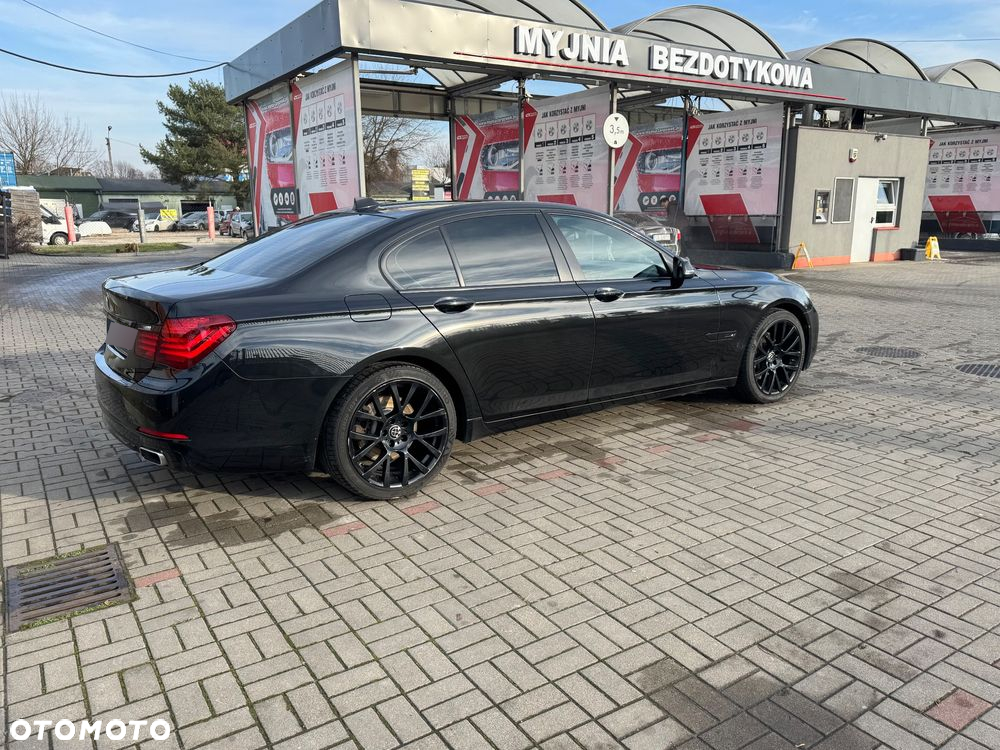 BMW Seria 7 740d xDrive - 2