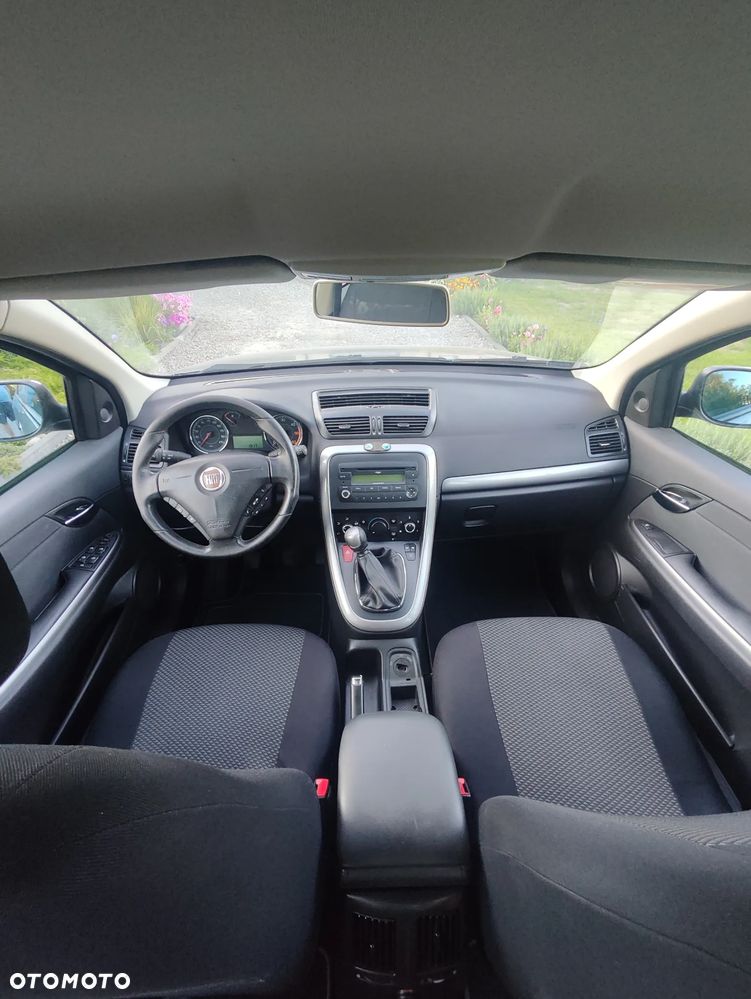 Fiat Croma 1.9 JTD Business - 11
