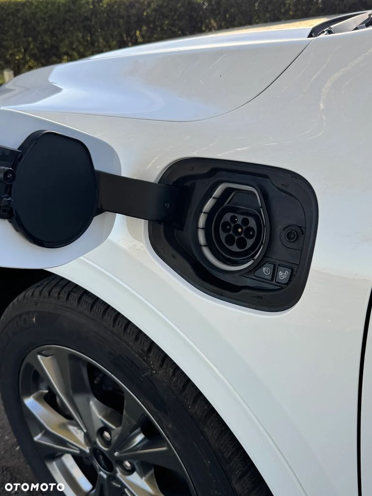 Ford Kuga 2.5P PHEV FWD ST-Line X - 15