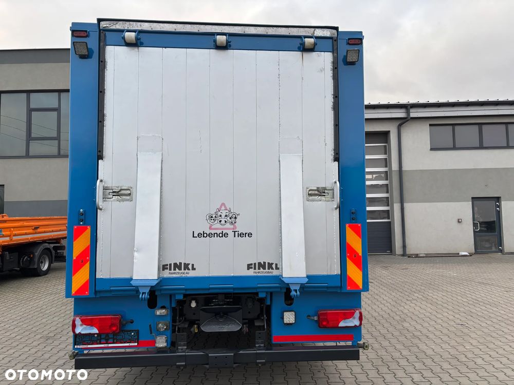 MAN TGS 18.320 2010 rok do przewozu zwierząt , do żywca, do bydła ,zabudowa FINKL z przegordami i wentylatorami , rampa hydrauliczna , z Niemiec - 26