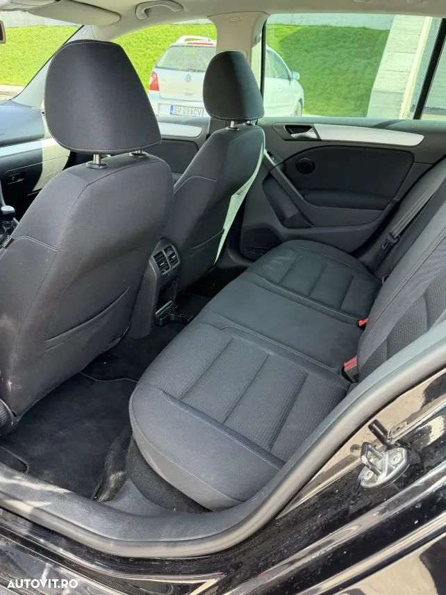 Volkswagen Golf 1.6 TDI DPF Team - 9