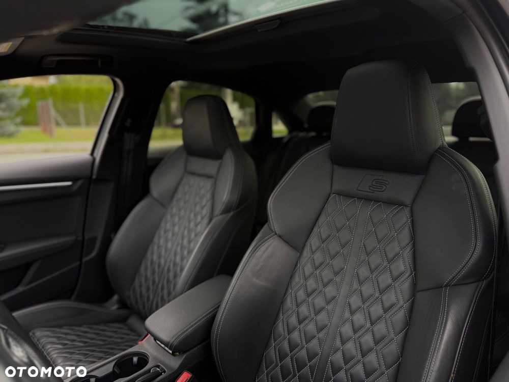 Audi S3 S tronic - 26