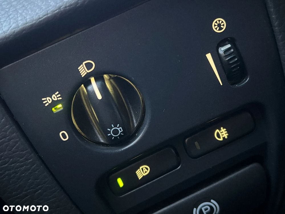 Volvo XC 90 - 19