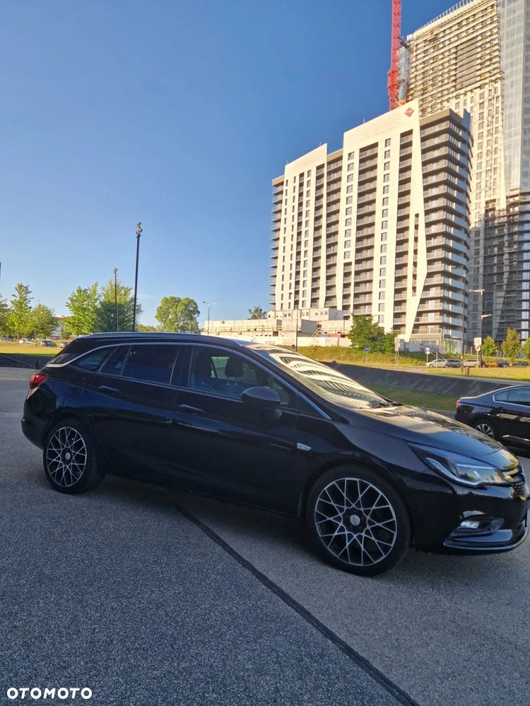 Opel Astra 1.6 D (CDTI) Dynamic - 3