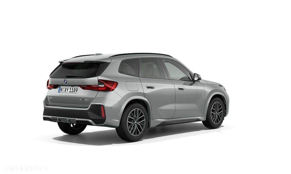 BMW X1 sDrive20i mHEV - 2
