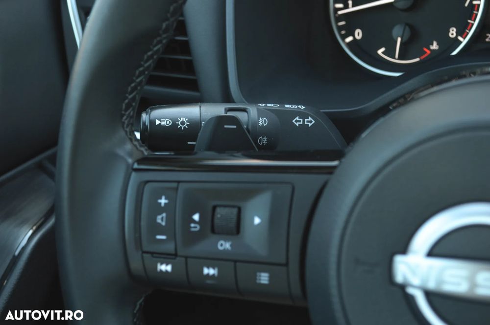 Nissan Qashqai 1.3 157CP 2WD DCT N-Connecta - 26