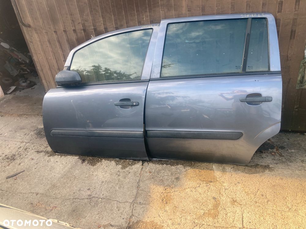 OPEL ZAFIRA B II DRZWI LEWE TYL TYLNE