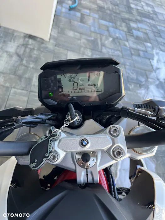 BMW G - 2