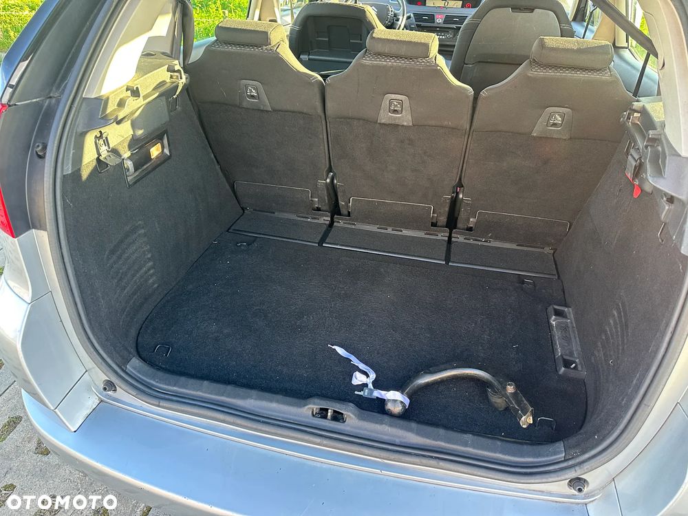 Citroën C4 Picasso 1.6 HDi FAP CoolTech - 5