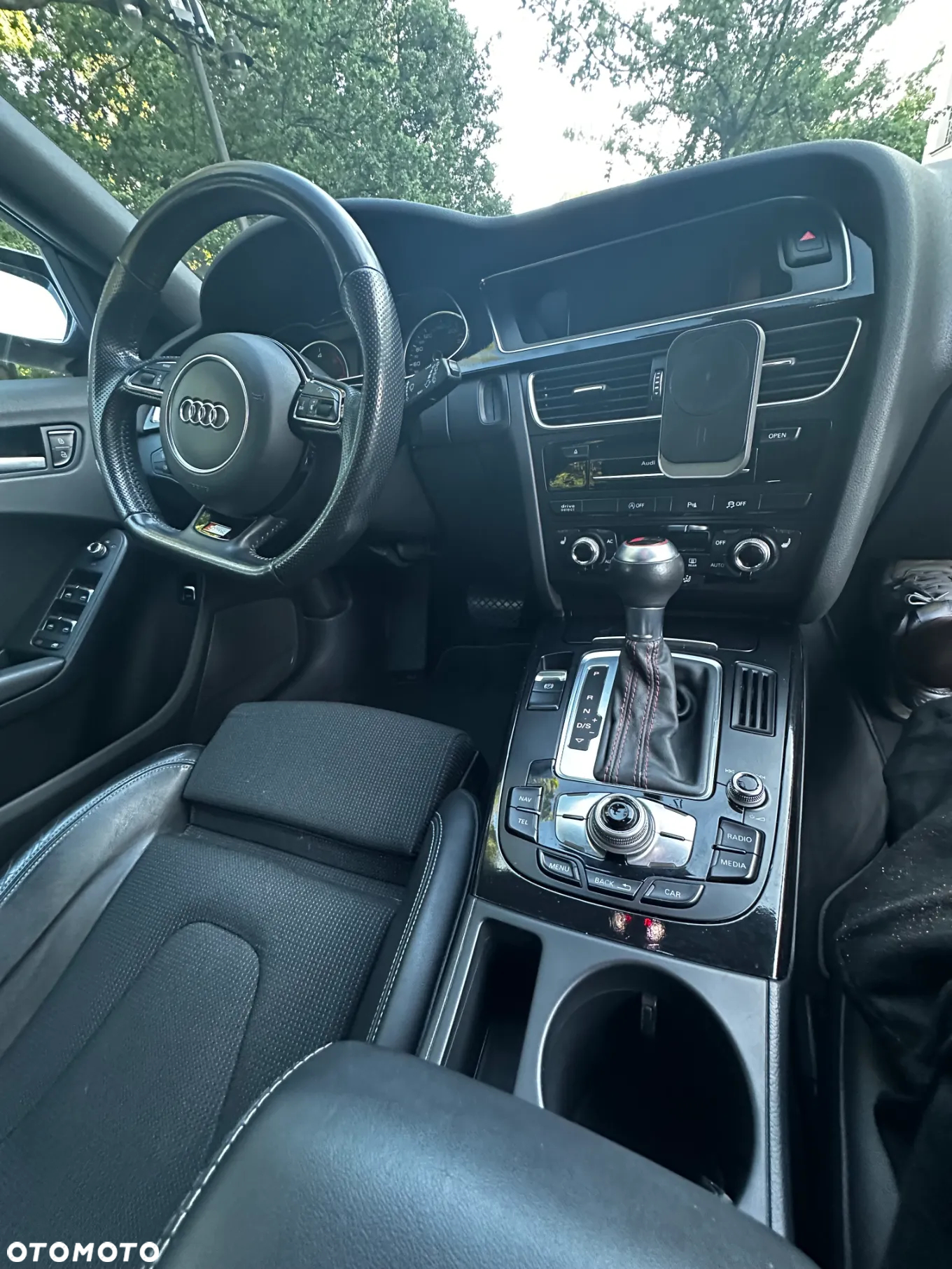 Audi A4 2.0 TDI Quattro S tronic - 36