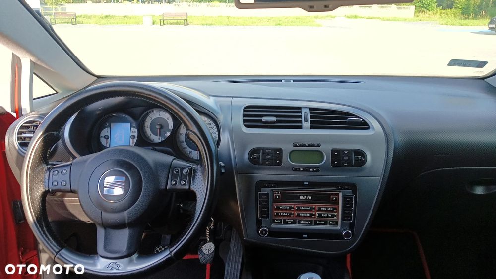 Seat Leon 2.0 TDI DPF FR - 16