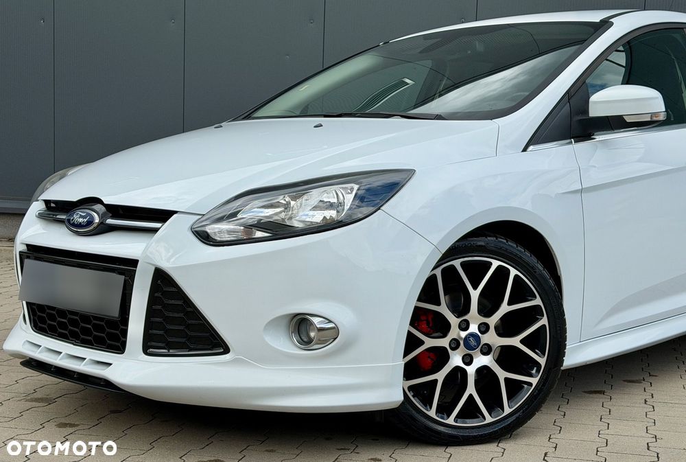 Ford Focus 1.0 EcoBoost ST-Line Black ASS - 28