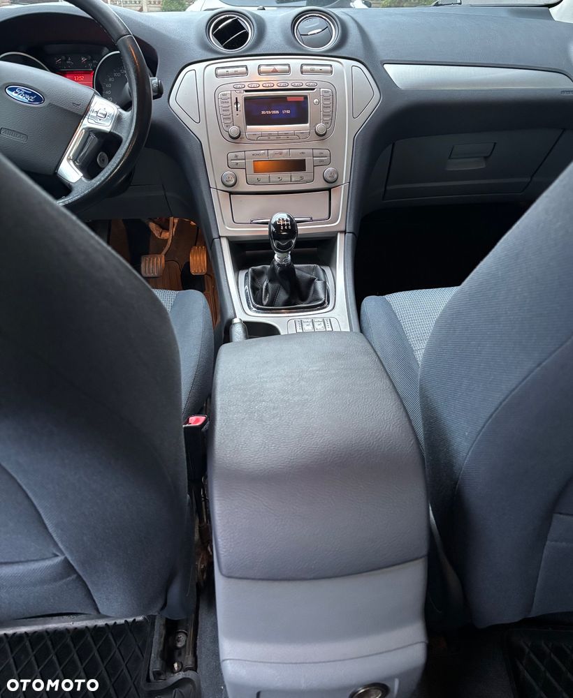 Ford Mondeo 2.0 TDCi Trend - 22