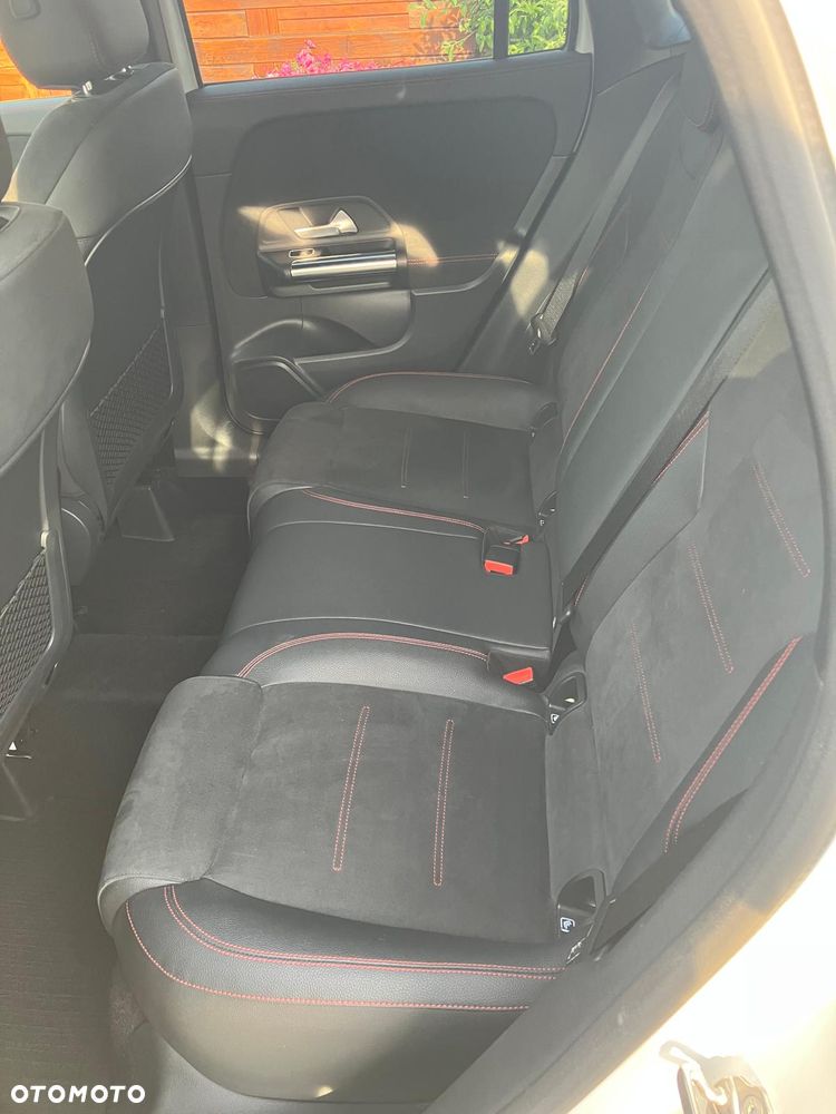 Mercedes-Benz GLA 220 d AMG Line - 6