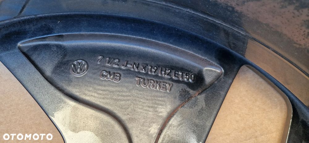 FELGA ALUMINIOWA VW ID.3 ID3 19" 5x112 7,5J ET50 10A601025K - 7