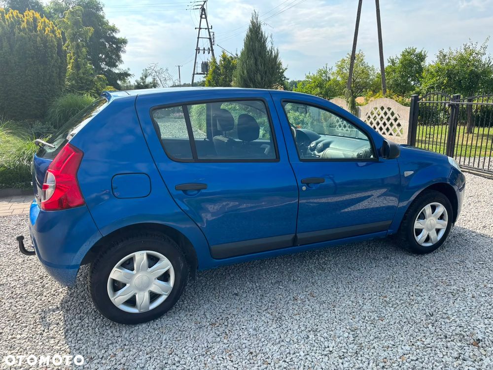 Dacia Sandero 1.6 Hi-Flex - 5