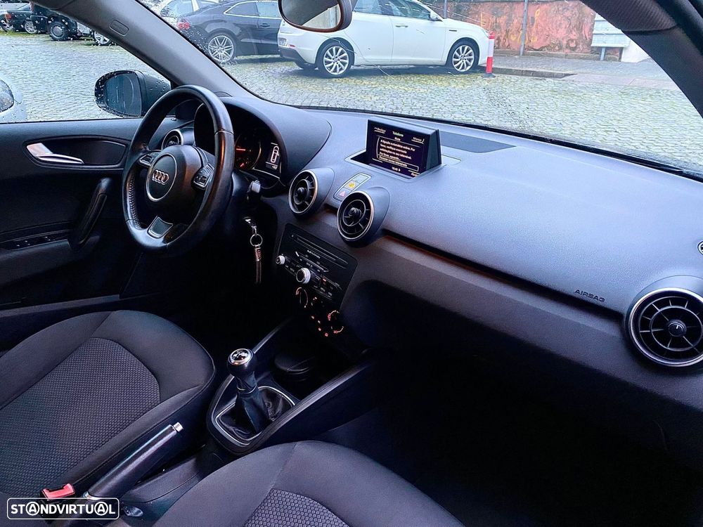 Audi A1 Sportback 1.6 TDI Advance - 23