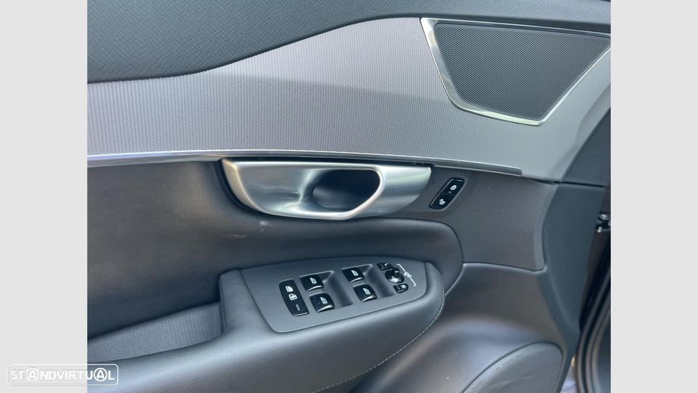 Volvo XC 90 2.0 T8 PHEV Core AWD - 11