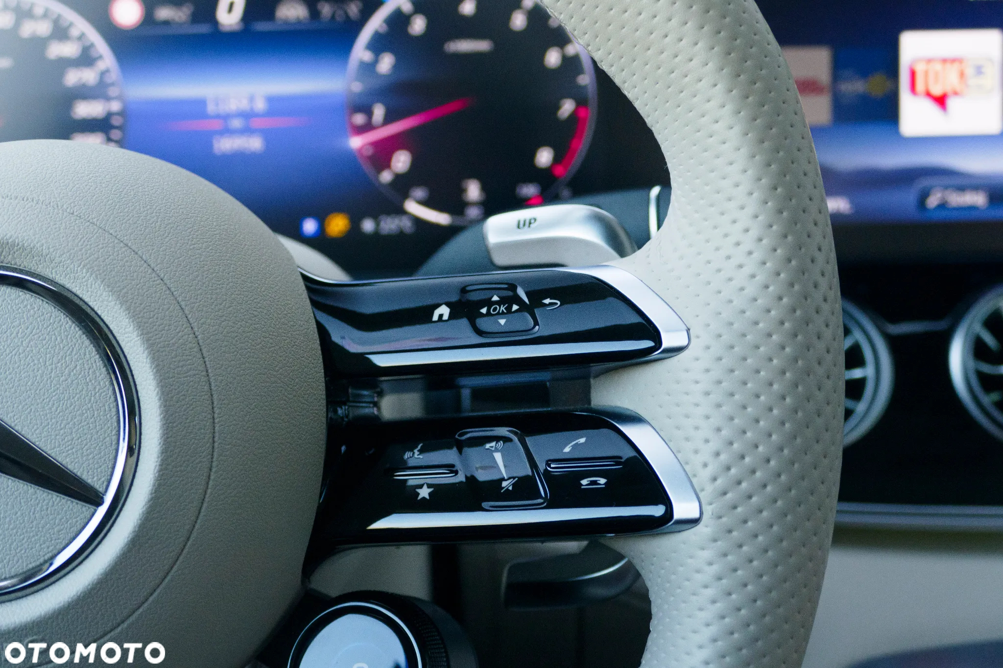 Mercedes-Benz AMG GT - 16