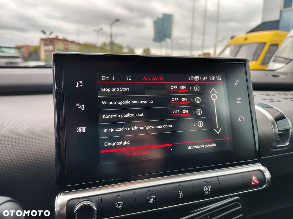 Citroën C4 Cactus 1.2 PureTech Shine S&S EAT6 - 25