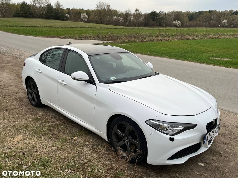Alfa Romeo Giulia 2.0 Turbo Veloce - 8