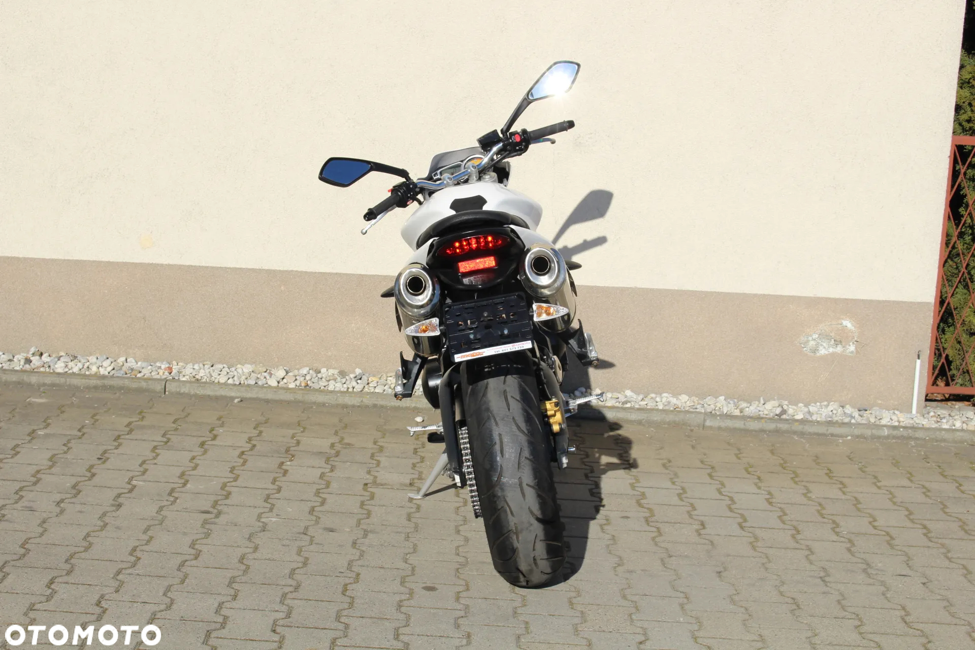 Triumph Speed Triple - 16