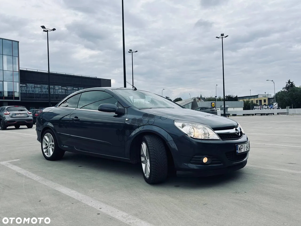 Opel Astra Twin Top 1.9 CDTI Cosmo - 4